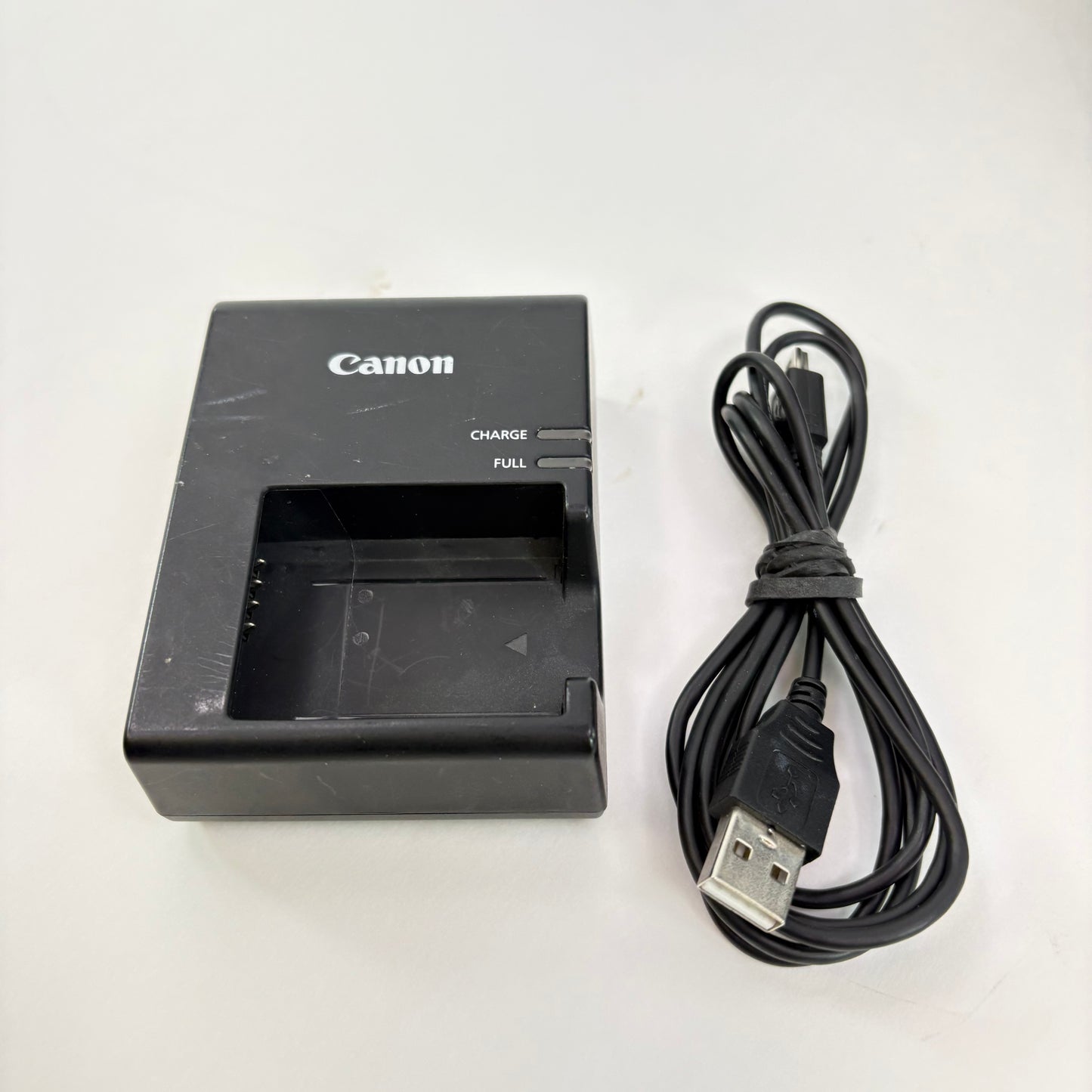 Canon EOS Rebel T6 18.0MP Digital SLR DSLR Camera Canon EF 75-300mm