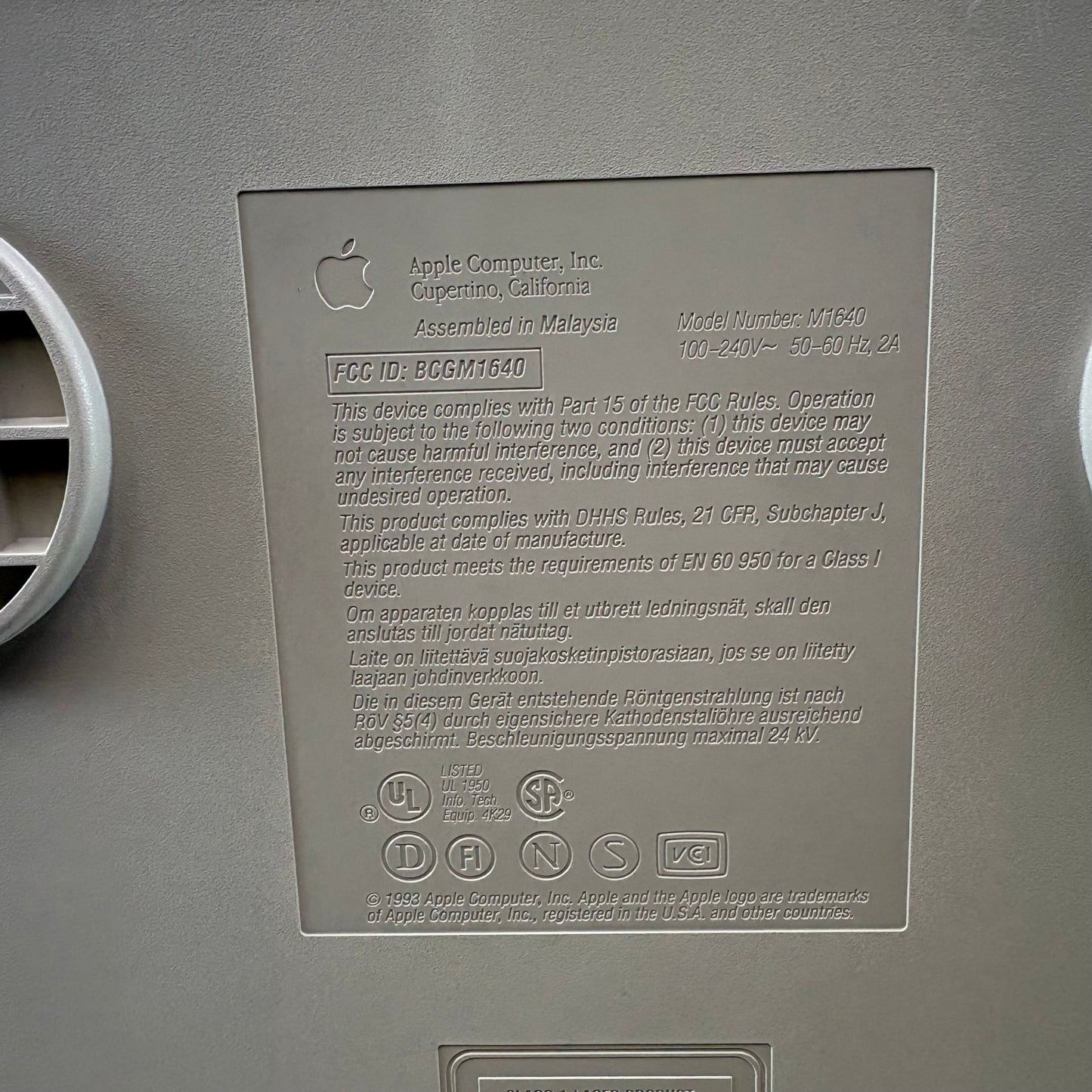 Apple Macintosh Computer LC 520 For Parts