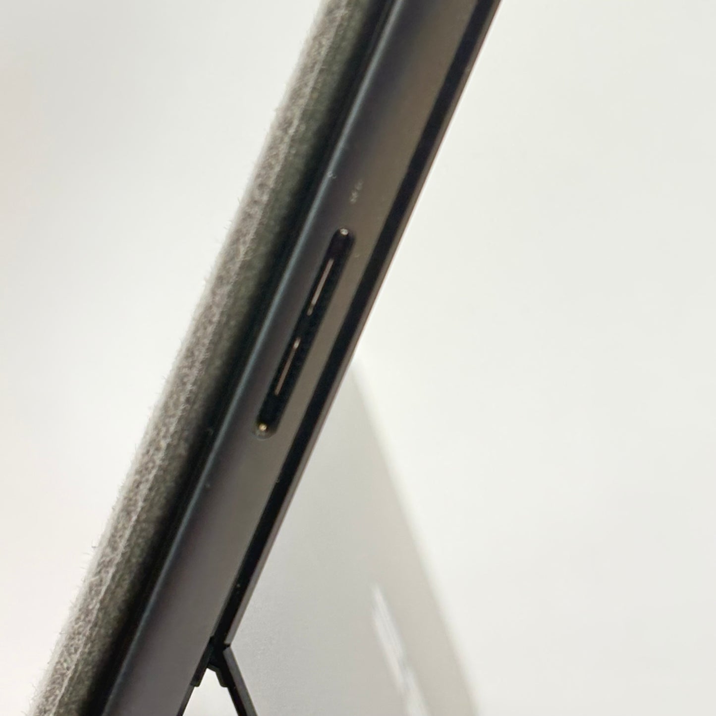 Microsoft Surface Pro 10 for Business 2079 13" Core Ultra 5 135U 8GB RAM 250GB