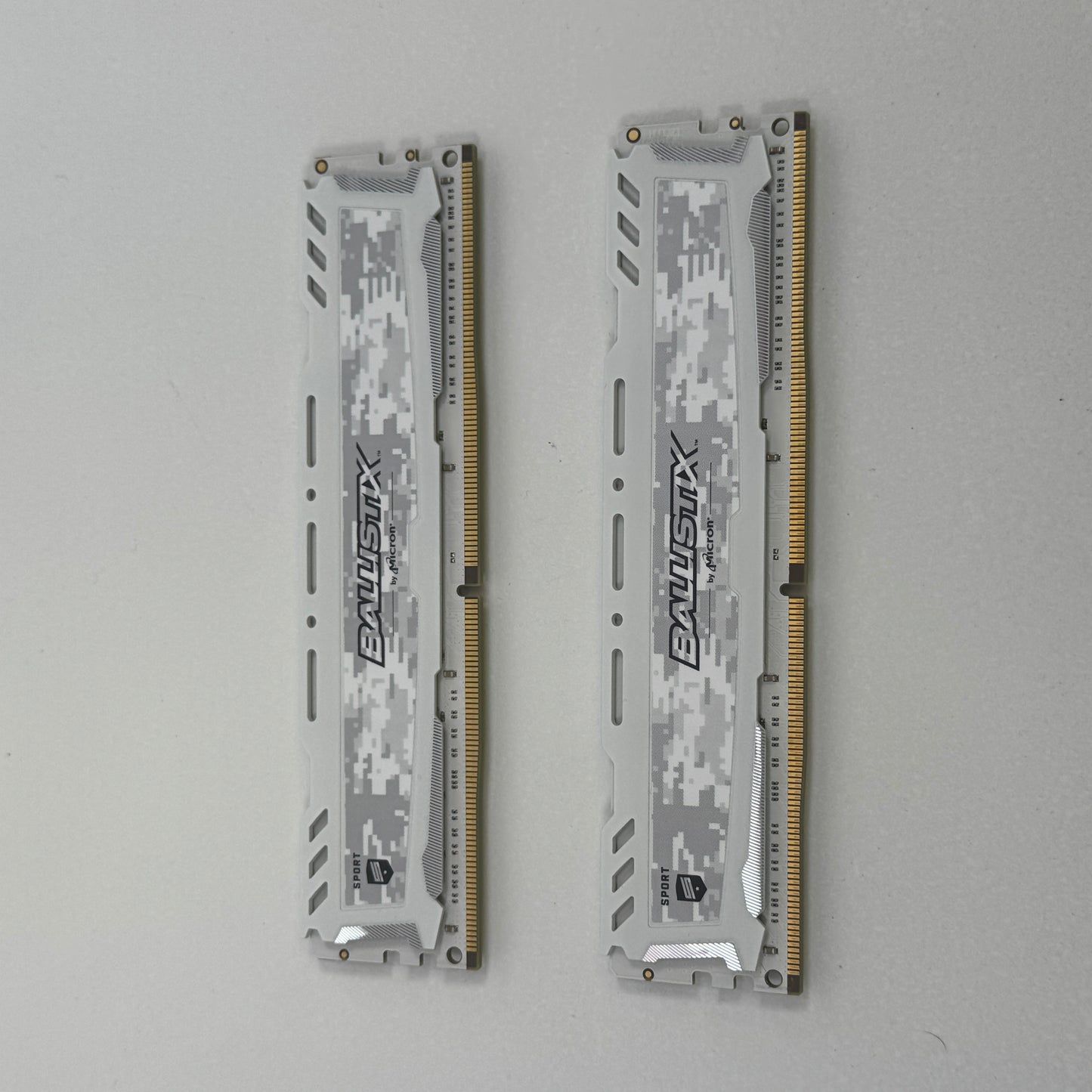 Ballistix Sport 16GB (2x8GB) RAM DDR4 2666MHz BLS8G4D26BFSC