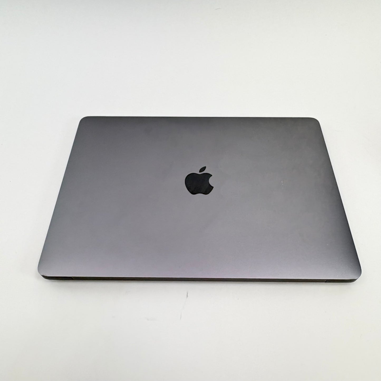 2020 Apple MacBook Air 13.3" M1 7C GPU 3.2GHz 8GB RAM 256GB SSD A2337