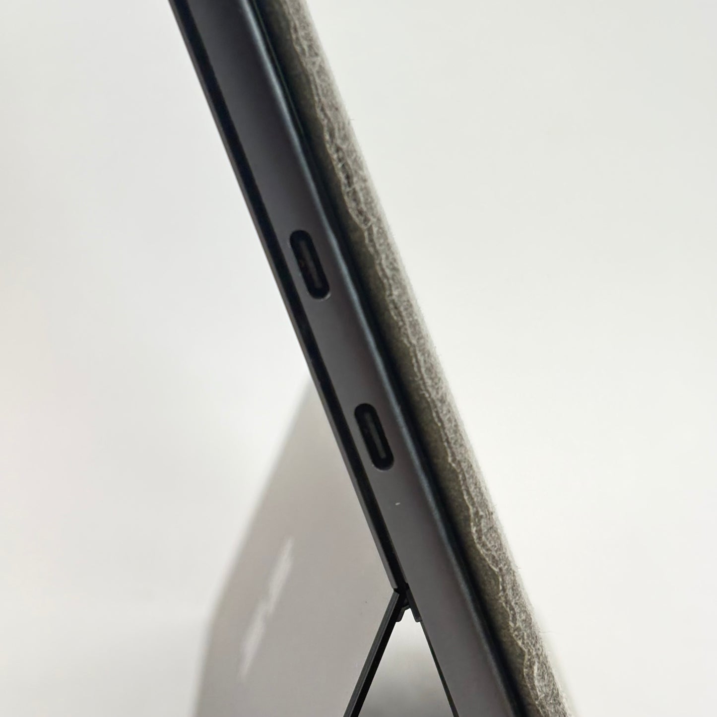 Microsoft Surface Pro 10 for Business 2079 13" Core Ultra 5 135U 8GB RAM 250GB