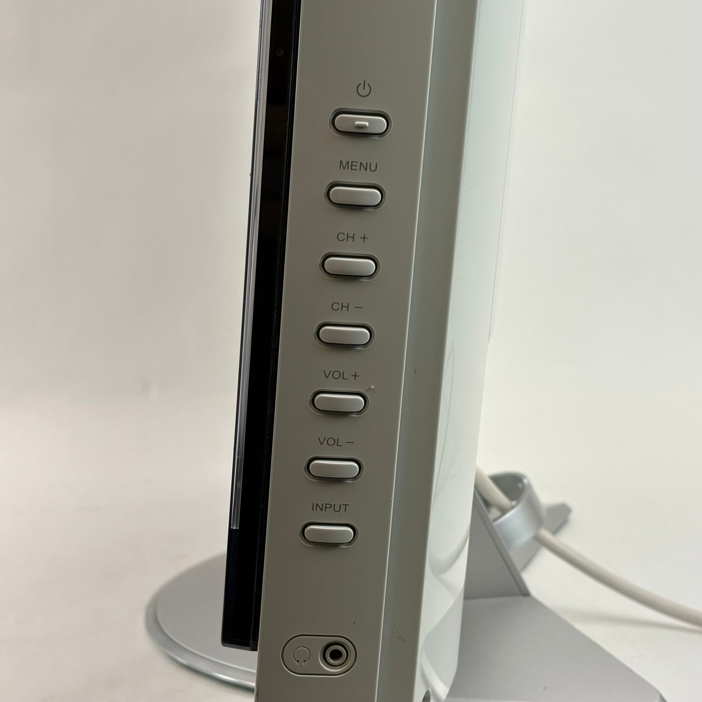 Vizio 20 10208010022 VX20L HDTV LCD 720p Retro Gaming TV 2007