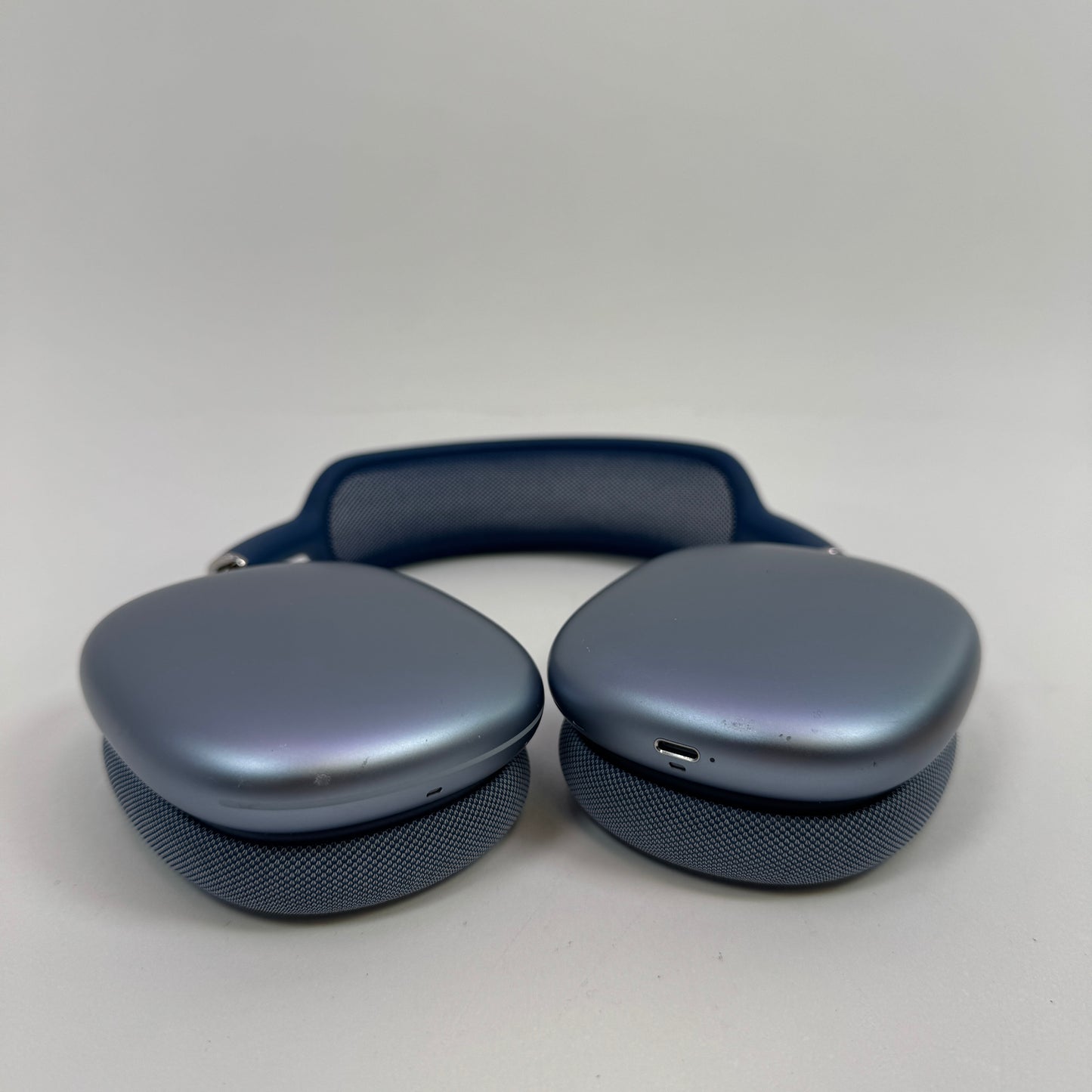 Apple AirPods Max Wireless Over-Ear Headphones Blue MWW63AM/A