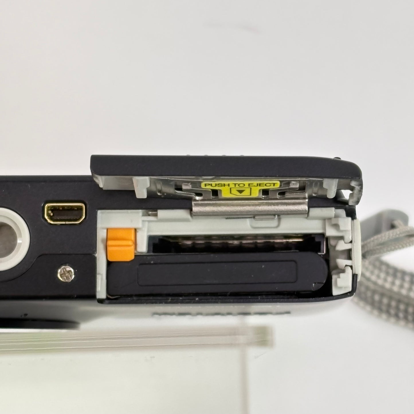 Fujifilm FinePix JZ250 16.0MP Compact Digital Camera