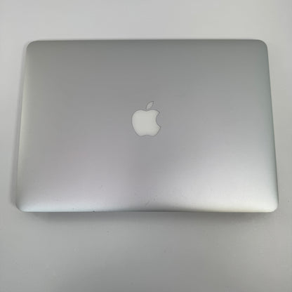 2012 Apple MacBook Air 13.3" i5 1.6GHz 4GB RAM 250GB SSD Silver A1466