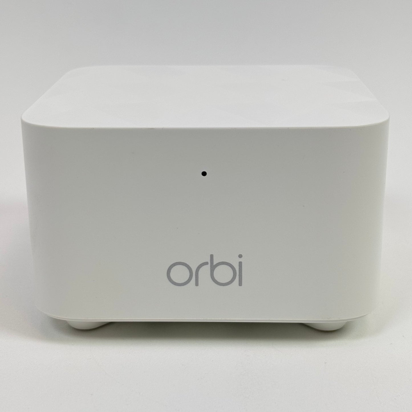 NETGEAR Orbi Dual Band WiFi 5 RBR10 RBS10 AC1200 Mesh Router and Satellite