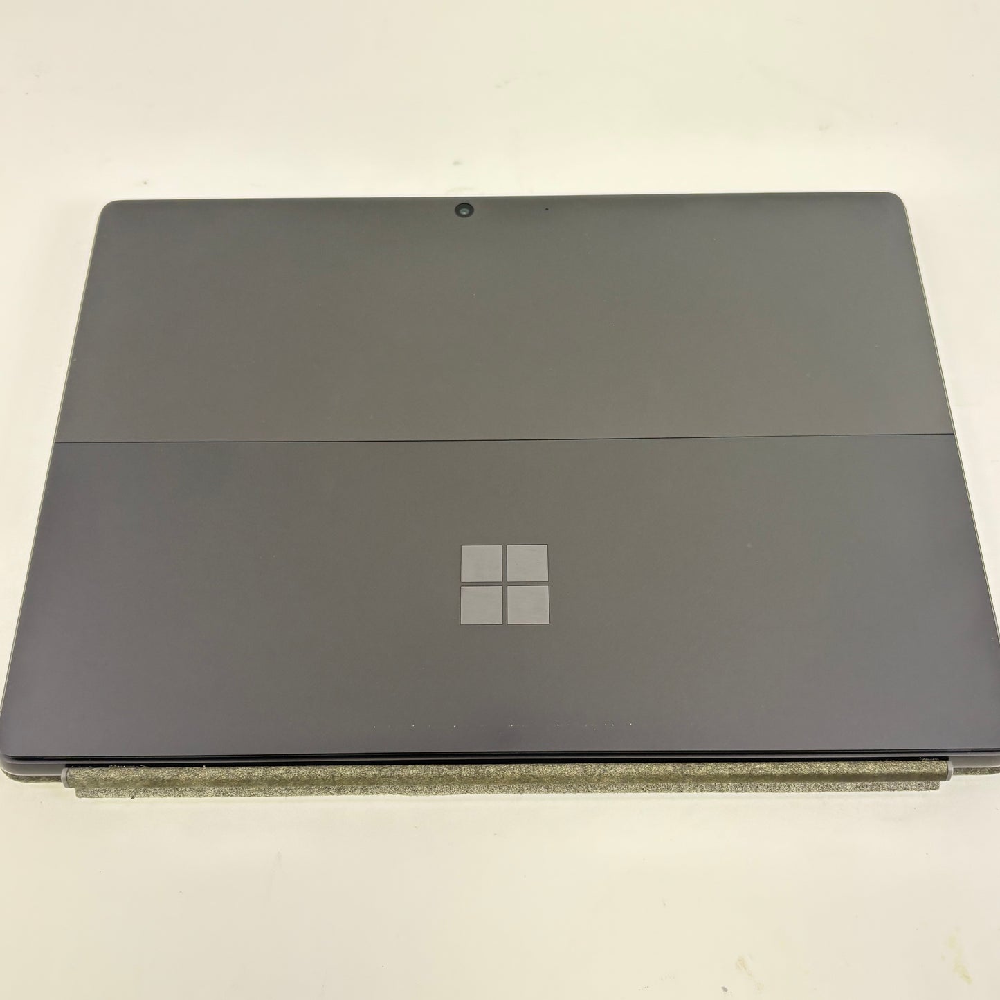 Microsoft Surface Pro 10 for Business 2079 13" Core Ultra 5 135U 8GB RAM 250GB