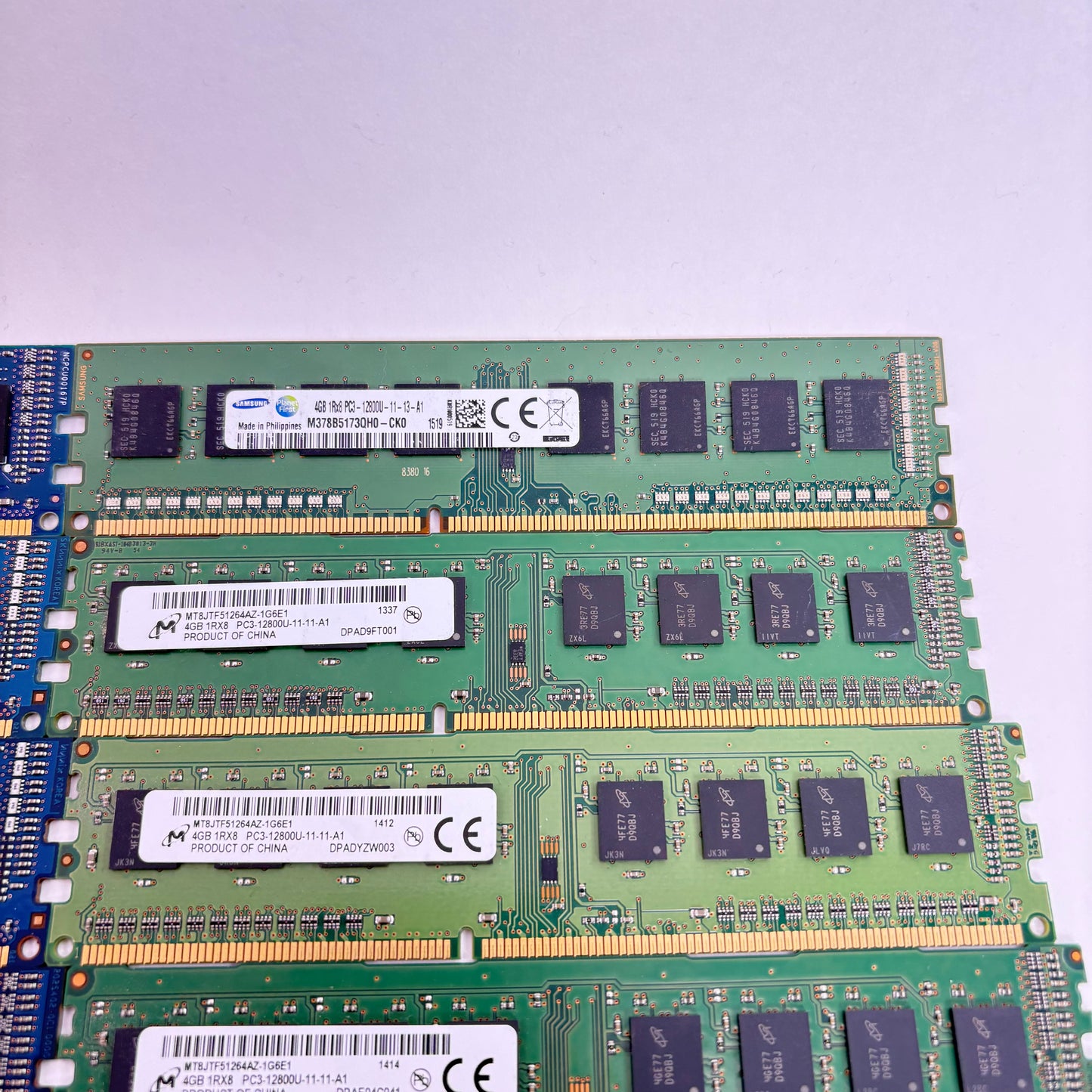 Lot of 32 4GB (1Rx8) RAM DDR3
