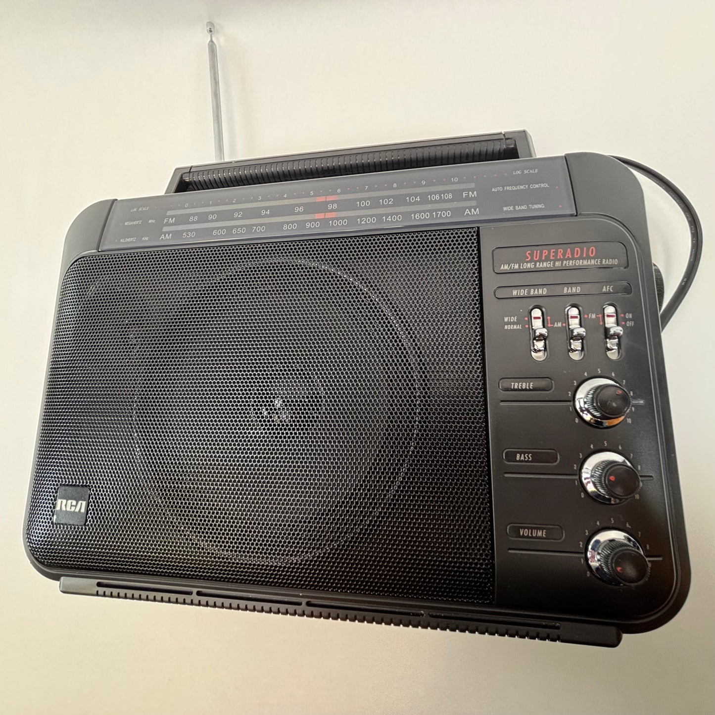 GE Superadio iii AM/FM Stereo Reciever Black 7-2887