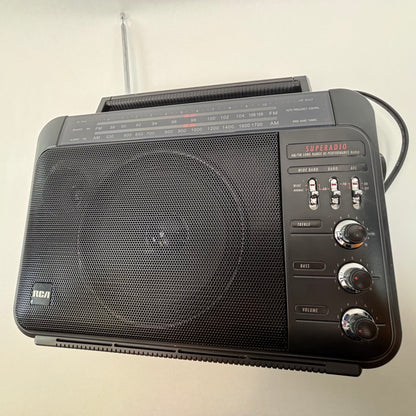 GE Superadio iii AM/FM Stereo Reciever Black 7-2887