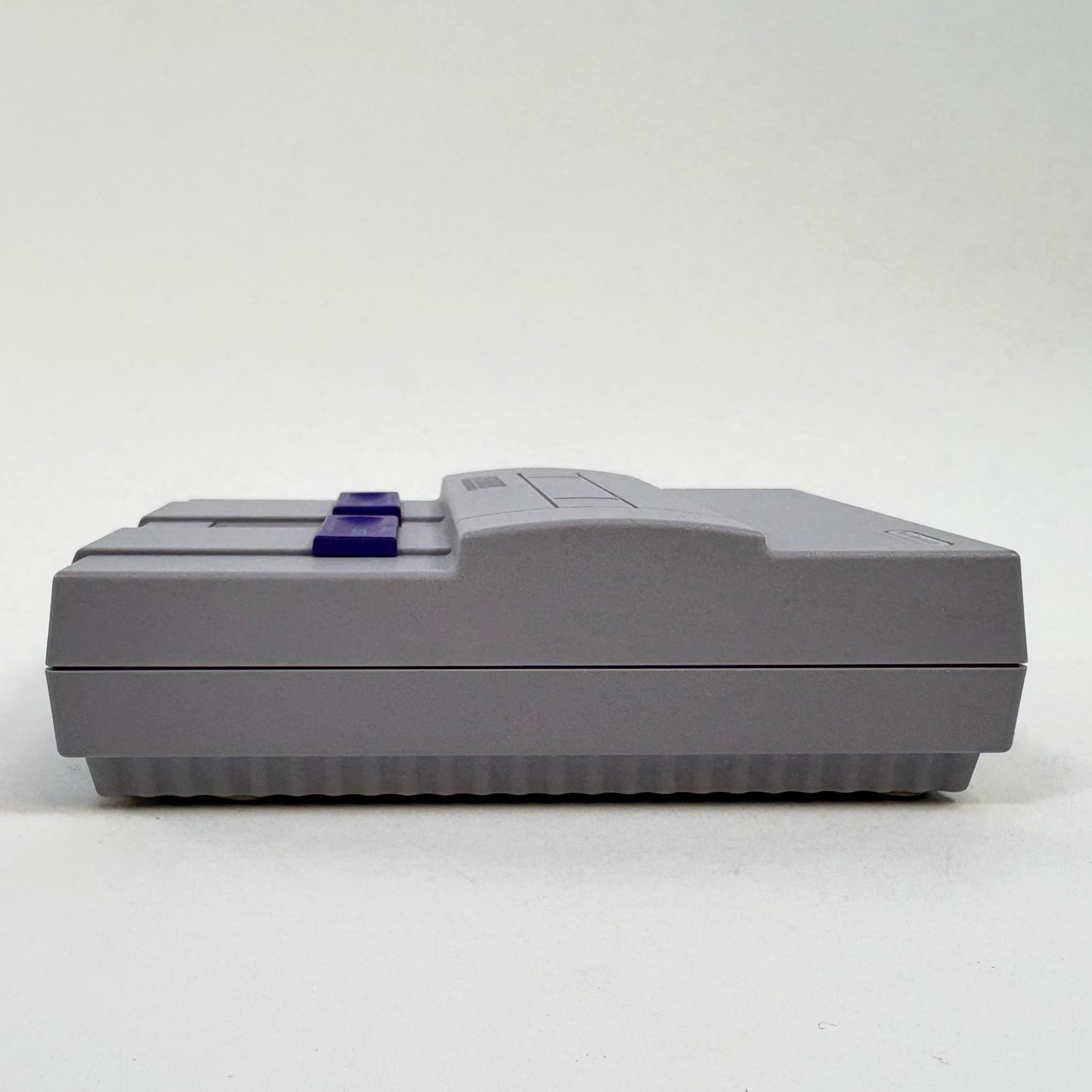 Super Nintendo SNES Classic Edition Video Game Console CLV-201 Gray