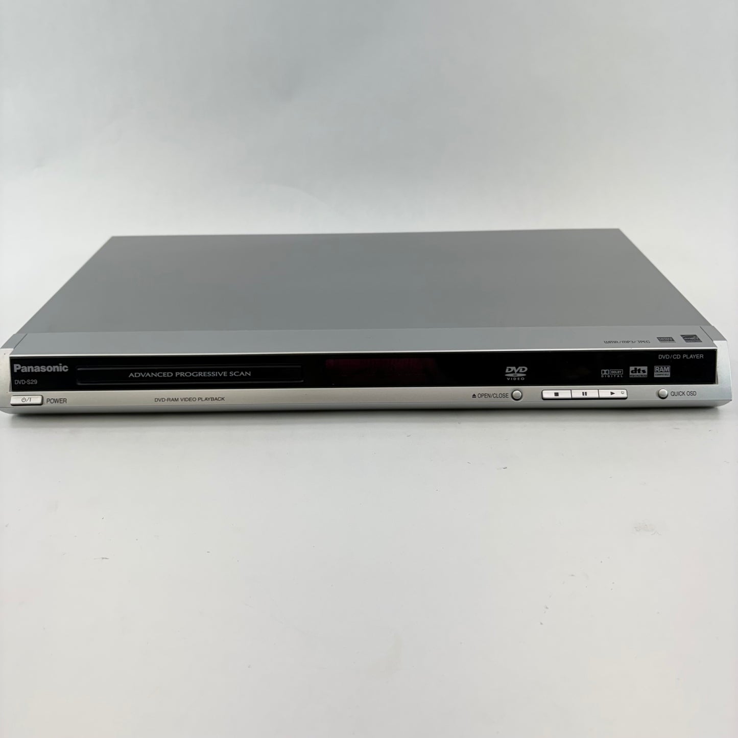 Panasonic DVD-S29 CD/DVD Player Advanced Progressive Scan GC-5713