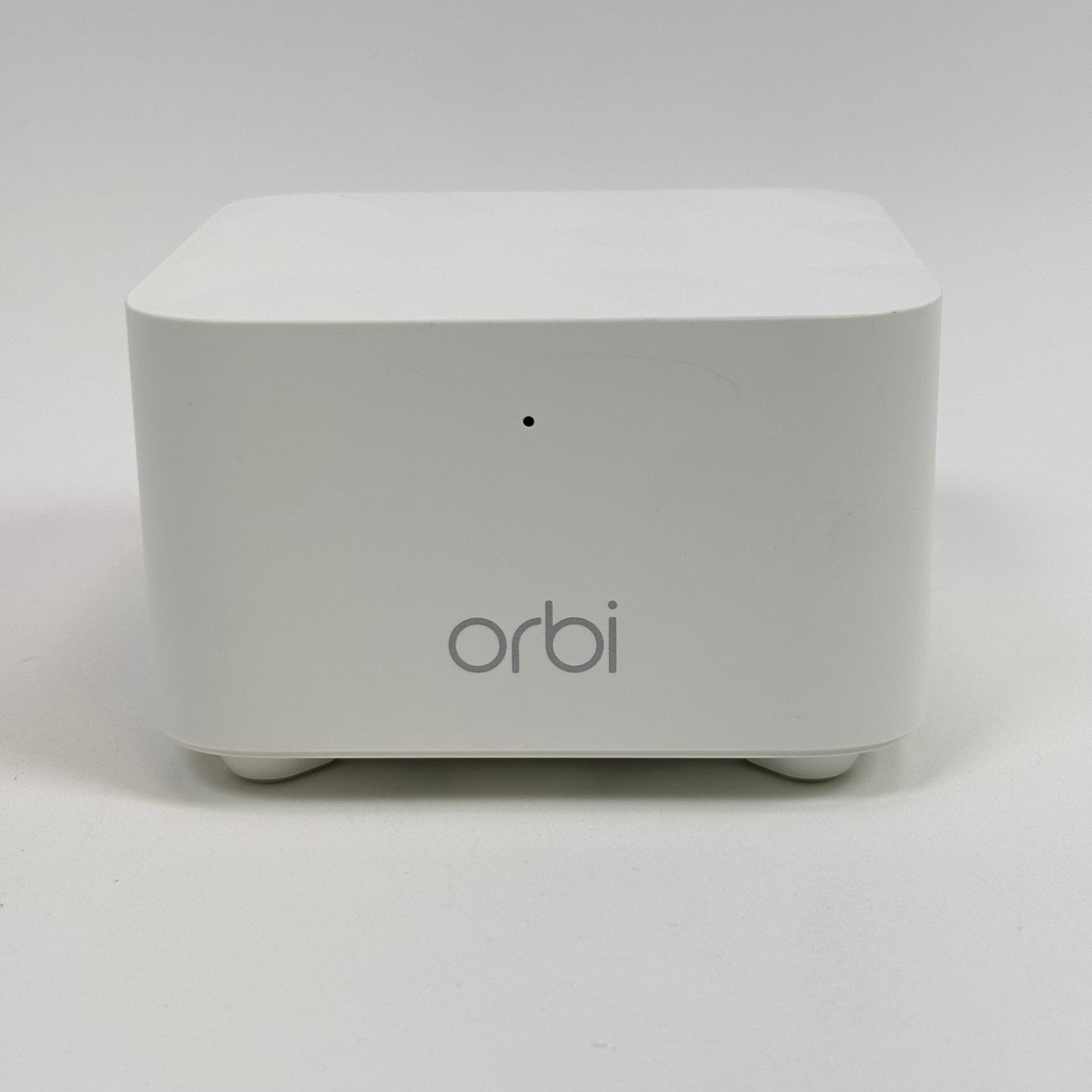 NETGEAR Orbi Dual Band WiFi 5 RBR10 RBS10 AC1200 Mesh Router and Satellite