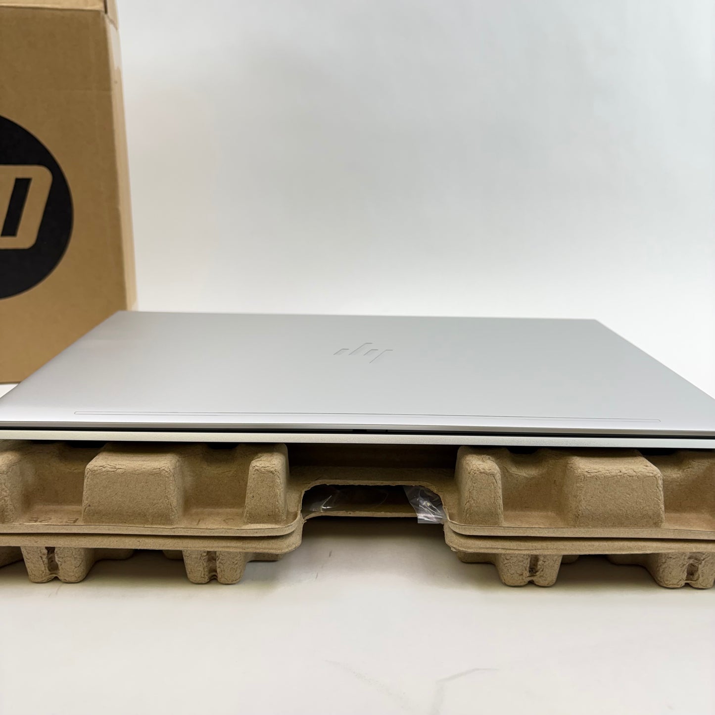 HP EliteBook 650 G10 15.6" i7-1355U 1.7GHz 16GB RAM 512GB SSD