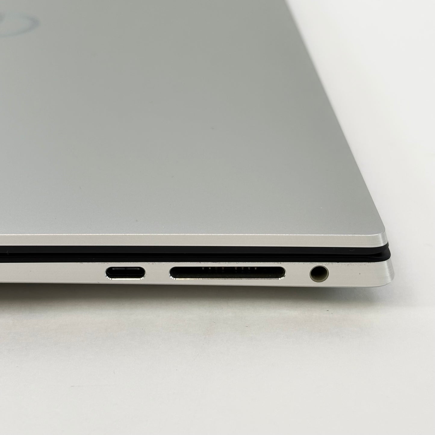 Dell XPS P91F 15.6" i7-10750H 2.6GHz 16GB RAM 512GB SSD GeForce GTX 1650 Ti