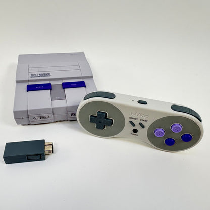 Super Nintendo SNES Classic Edition Video Game Console CLV-201 Gray