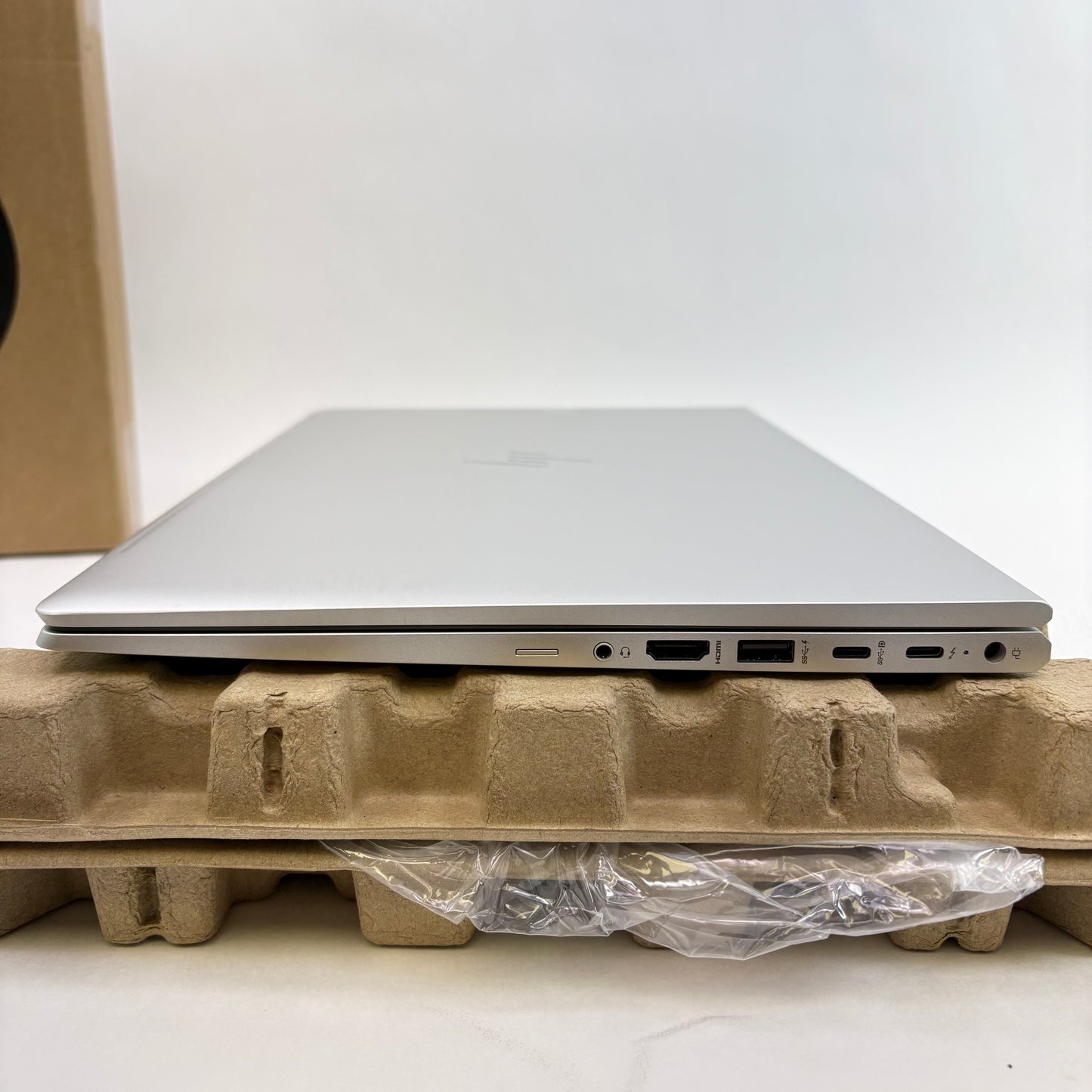 HP EliteBook 650 G10 15.6" i7-1355U 1.7GHz 16GB RAM 512GB SSD