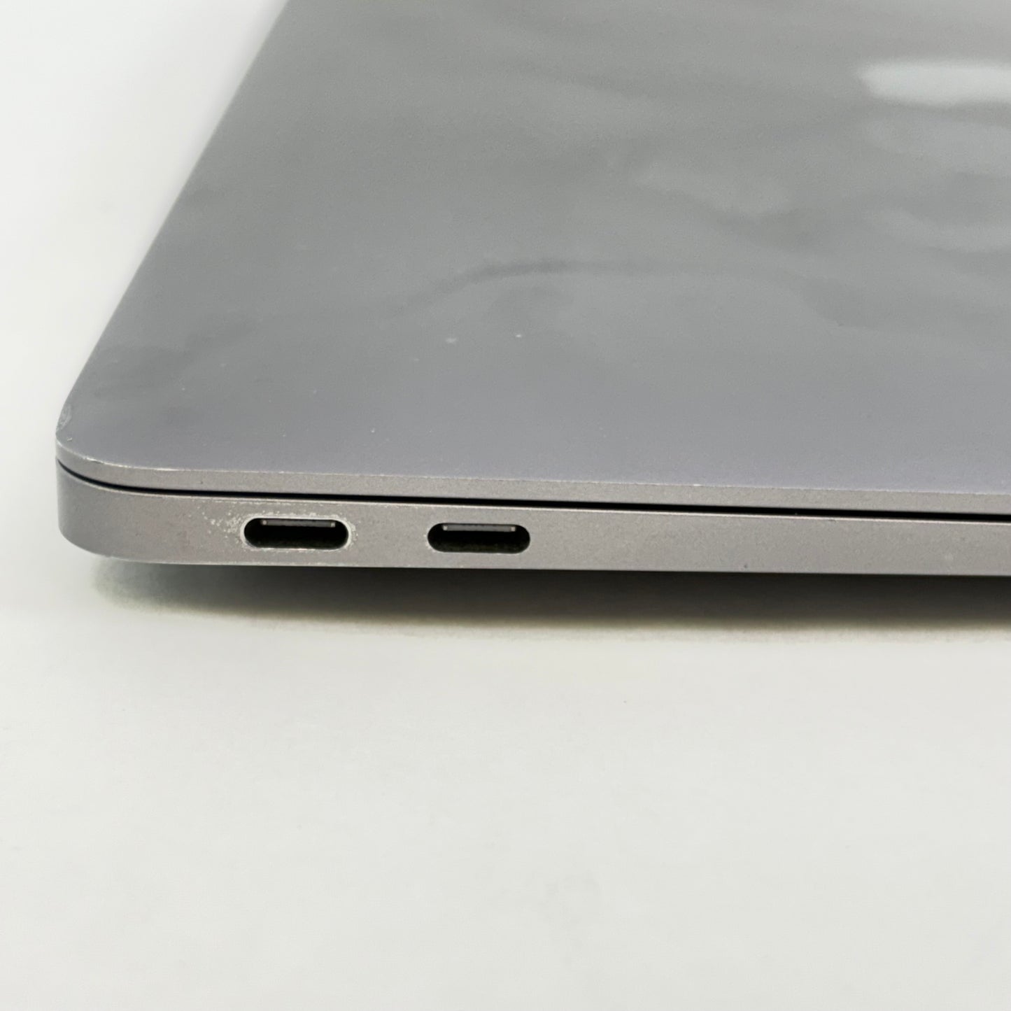 2020 Apple MacBook Air 13.3" M1 7C GPU 3.2GHz 8GB RAM 256GB SSD A2337