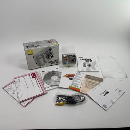 Nikon COOLPIX 2200 2.0MP Compact Camera