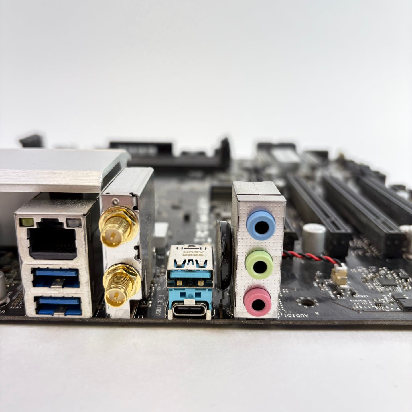 AsRock B550M-C AM4 mATX AMD DDR4 Motherboard