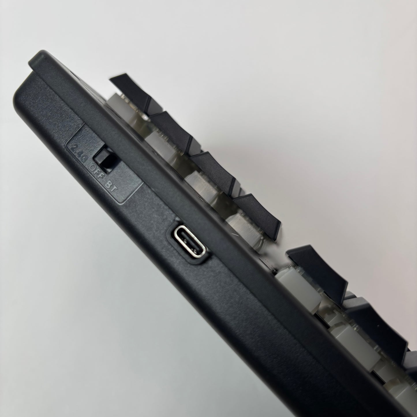 Redragon Netherbane Pro Wireless Gaming Keyboard K521RGB-KS