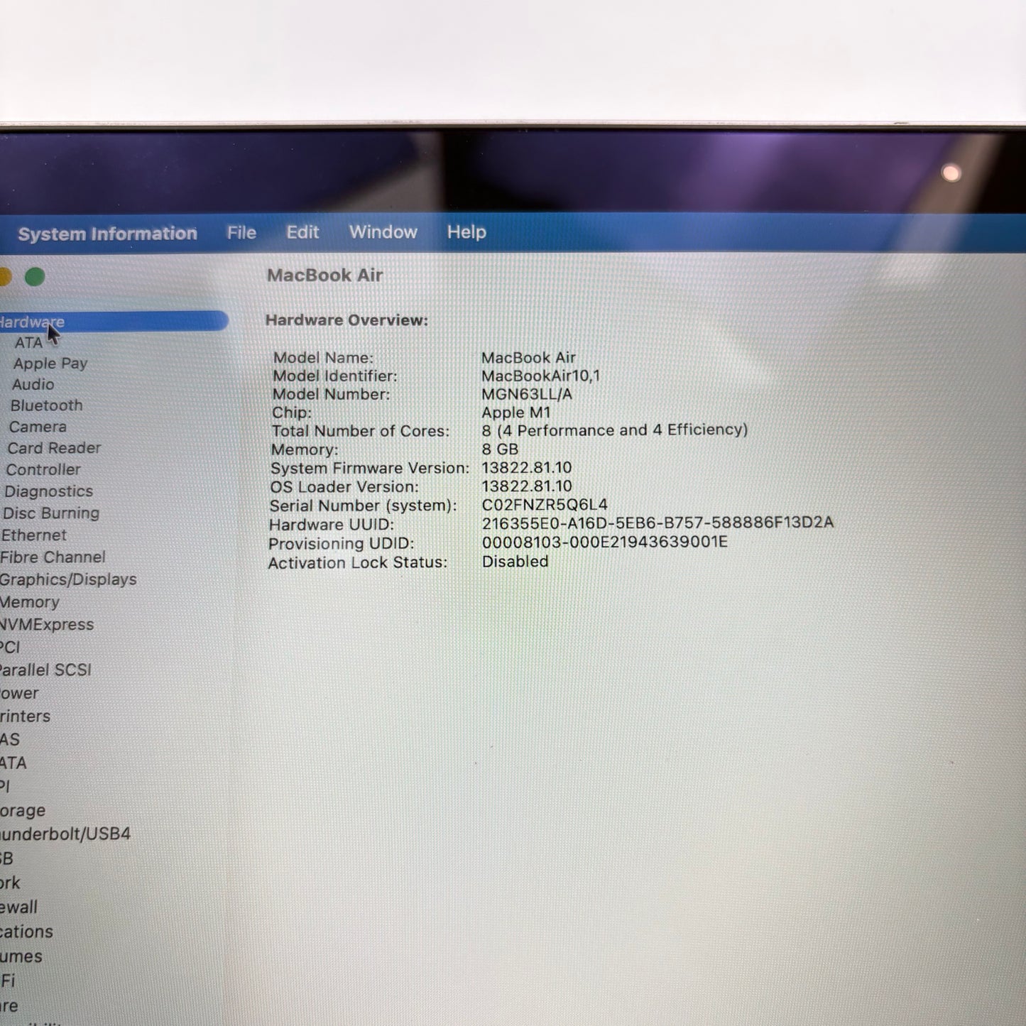 2020 Apple MacBook Air 13.3" M1 7C GPU 3.2GHz 8GB RAM 256GB SSD A2337