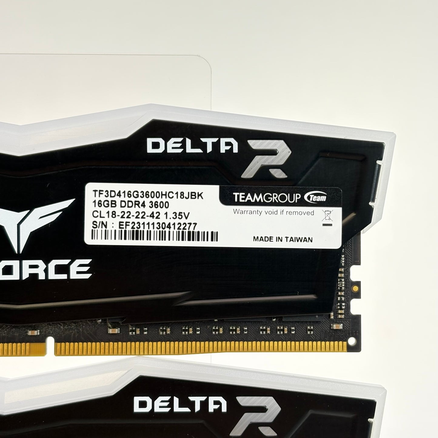 TeamGroup T-Force Delta RGB 32GB (2x16GB) RAM DDR4 3600MHz TF3D416G3600HC18JBK