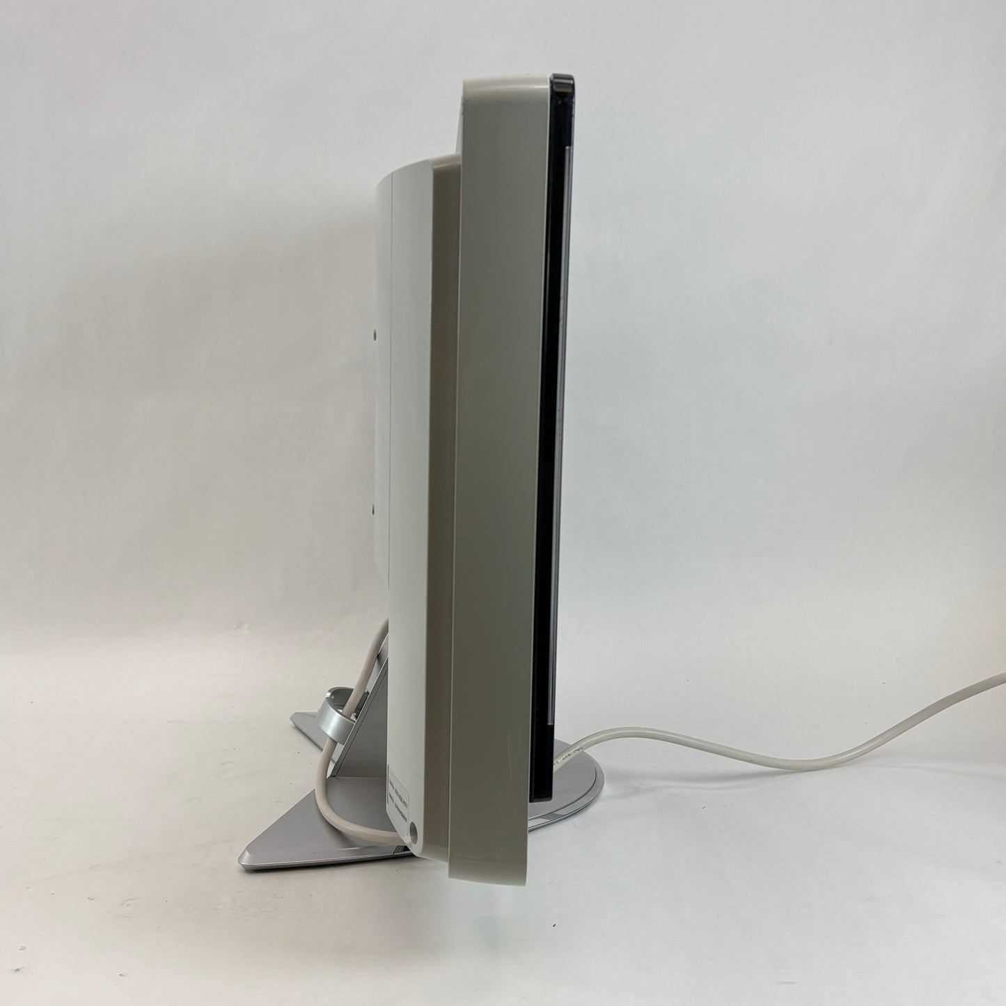 Vizio 20 10208010022 VX20L HDTV LCD 720p Retro Gaming TV 2007