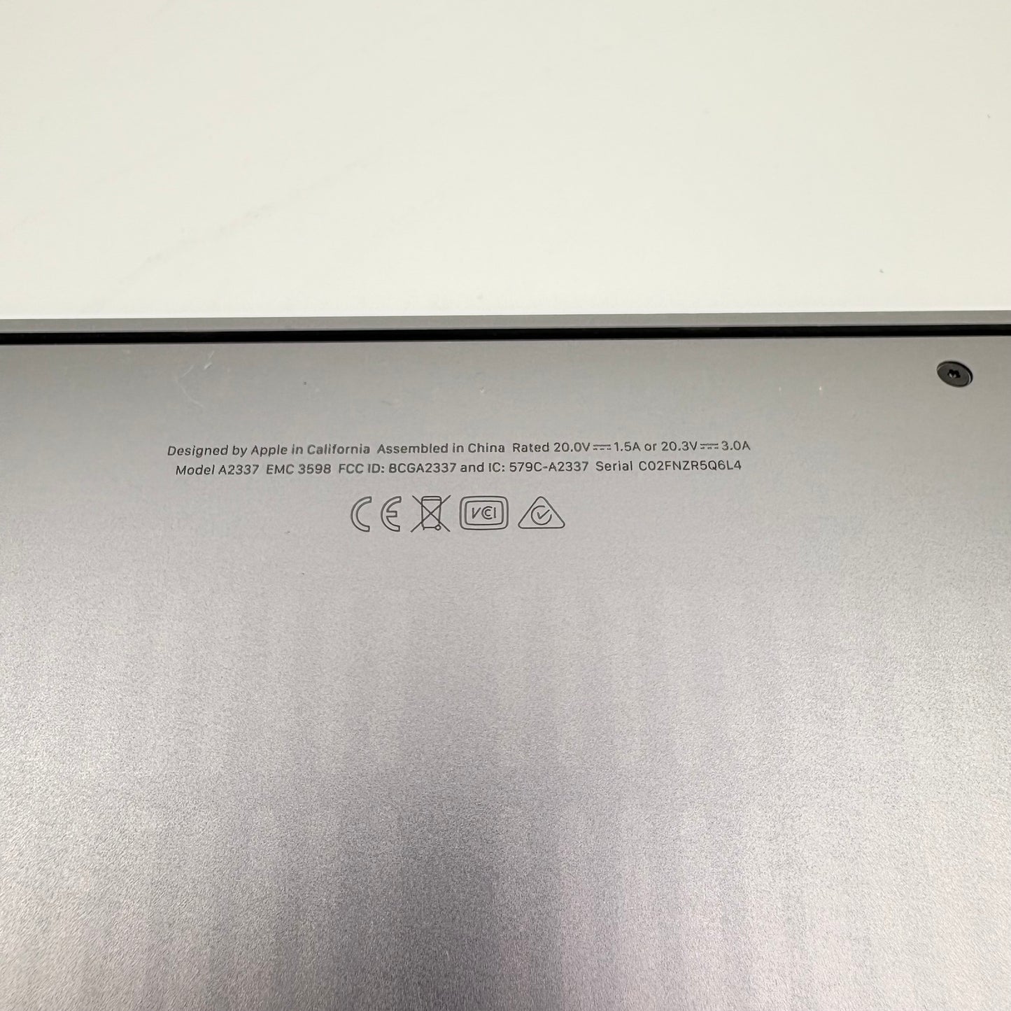 2020 Apple MacBook Air 13.3" M1 7C GPU 3.2GHz 8GB RAM 256GB SSD A2337