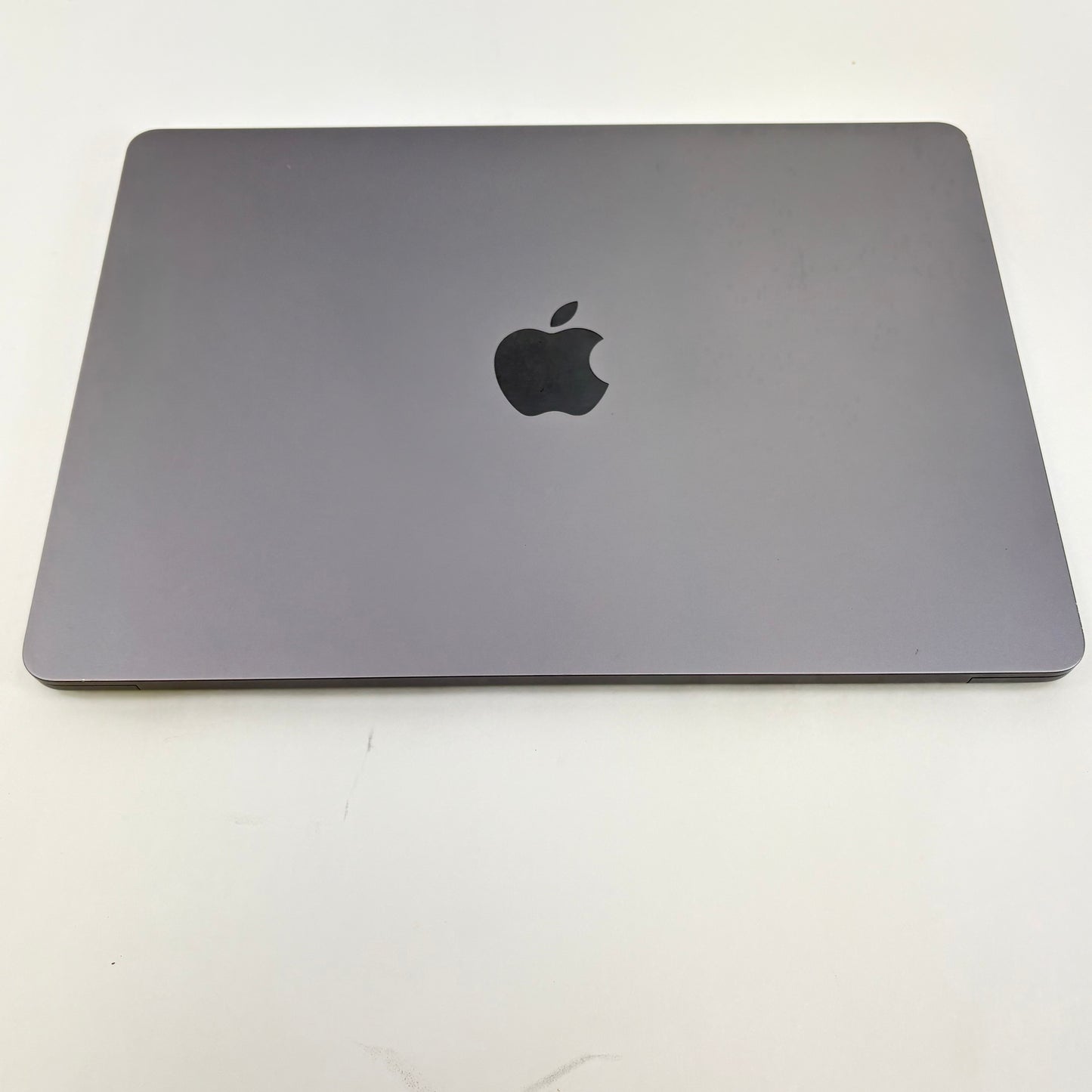 2022 Apple MacBook Air 13.6" M2 8C GPU 3.5GHz 8GB RAM 256GB SSD A2681