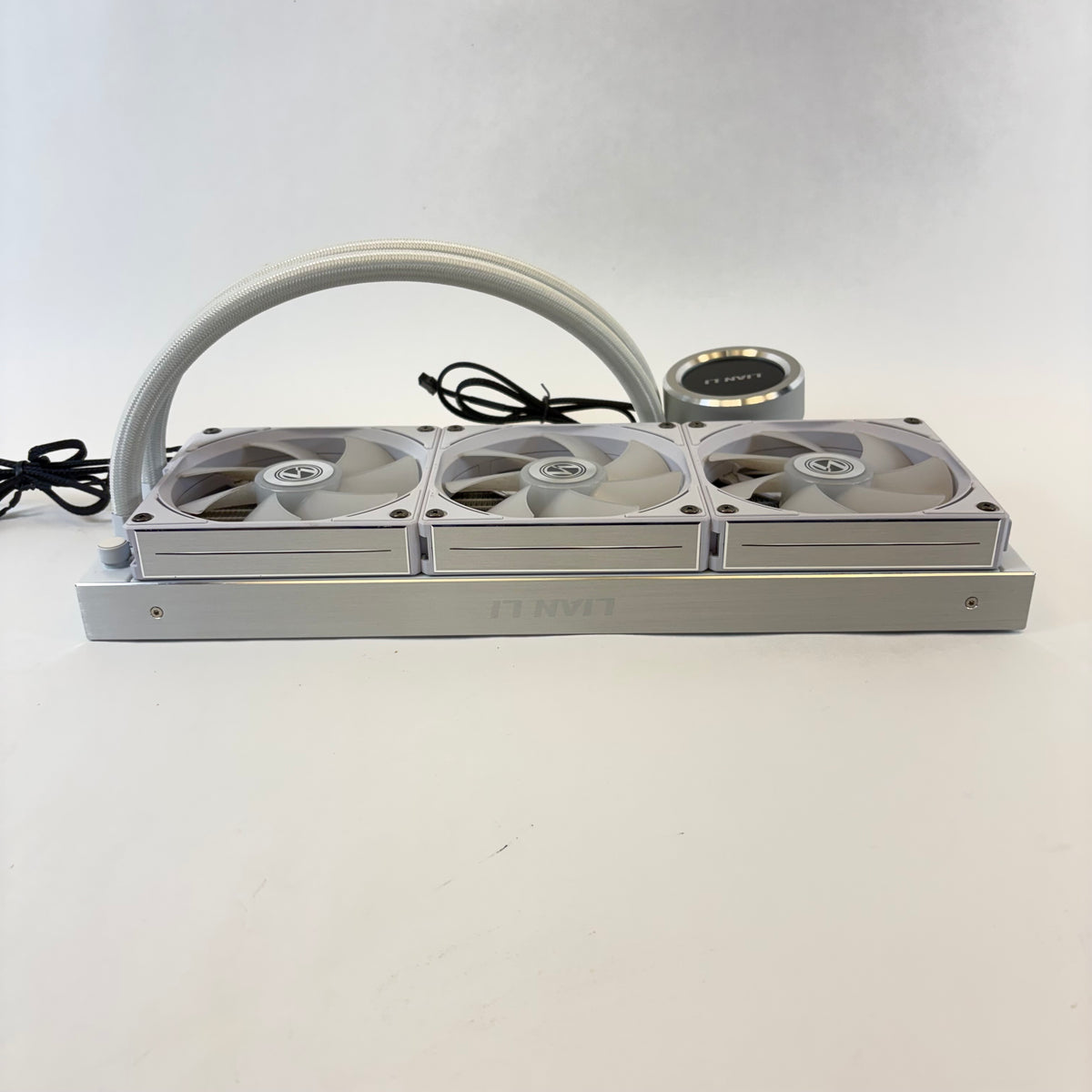 Lian Li Galahad 360mm AIO CPU Water Cooler HS2LCD36TW - 3X 120mm RGB Fans