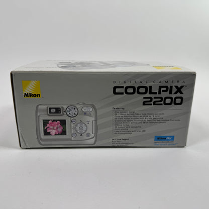Nikon COOLPIX 2200 2.0MP Compact Camera