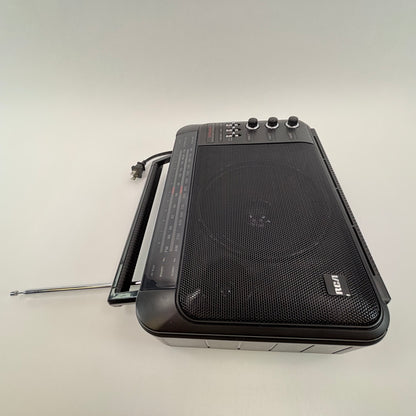 GE Superadio iii AM/FM Stereo Reciever Black 7-2887