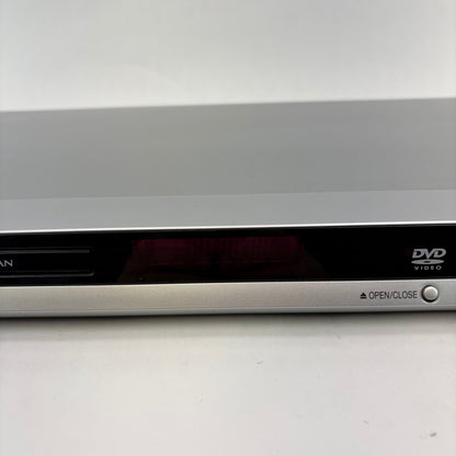 Panasonic DVD-S29 CD/DVD Player Advanced Progressive Scan GC-5713