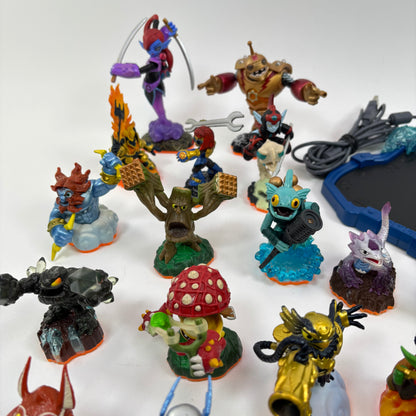 Activision Skylanders Superchargers Portal of Power 0000655 with Figures