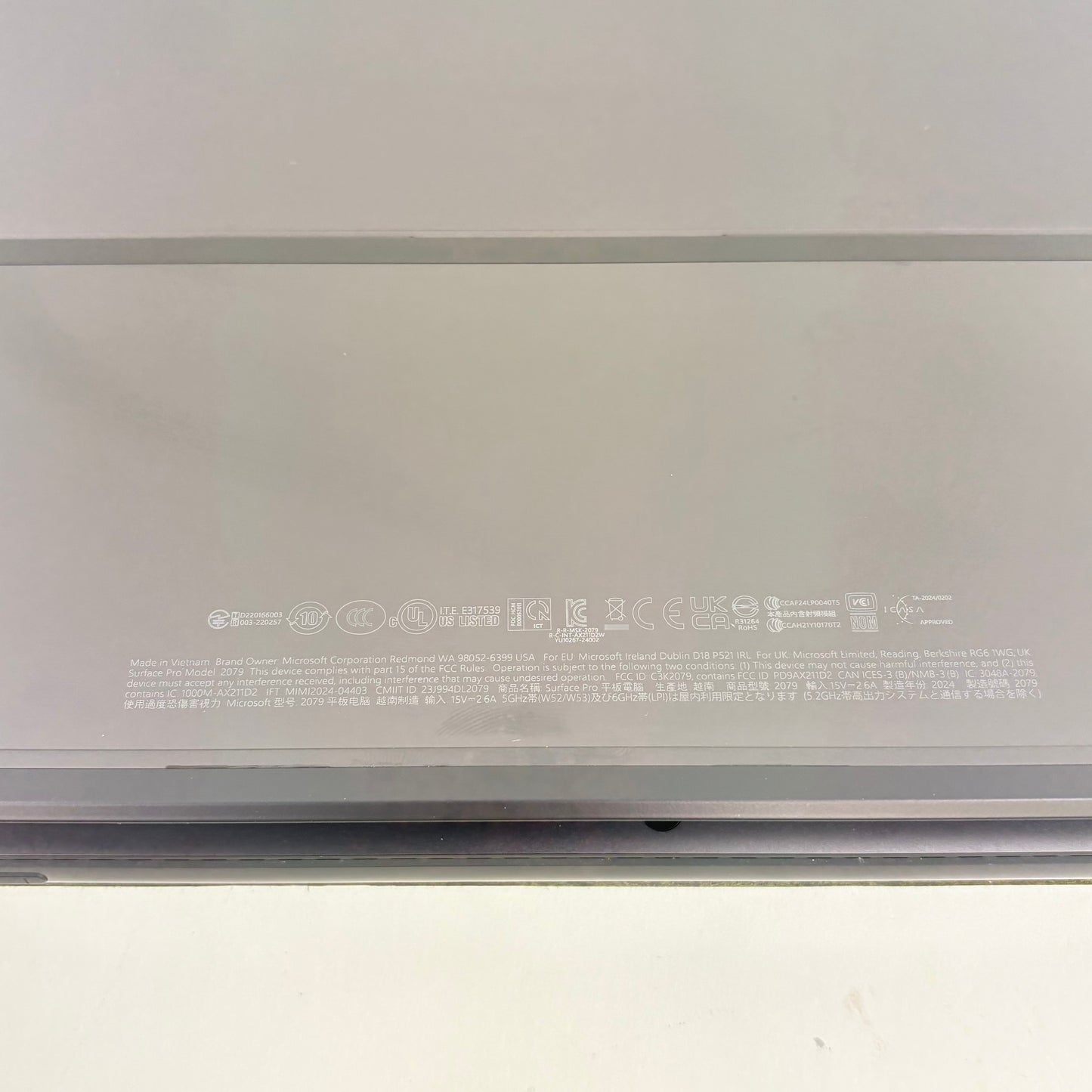 Microsoft Surface Pro 10 for Business 2079 13" Core Ultra 5 135U 8GB RAM 250GB
