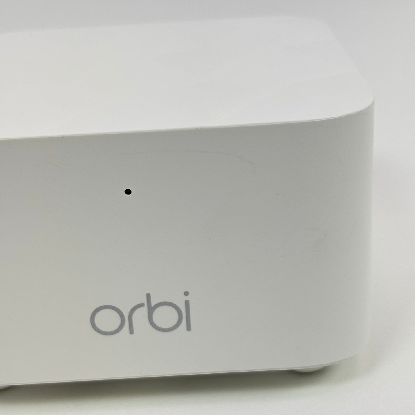 NETGEAR Orbi Dual Band WiFi 5 RBR10 RBS10 AC1200 Mesh Router and Satellite