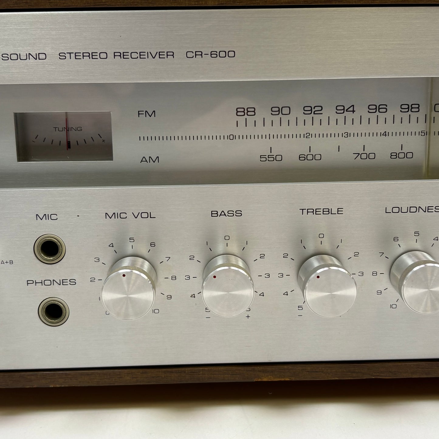 Yamaha CR-600 160 W 8 ohm 2 Channel Stereo Receiver