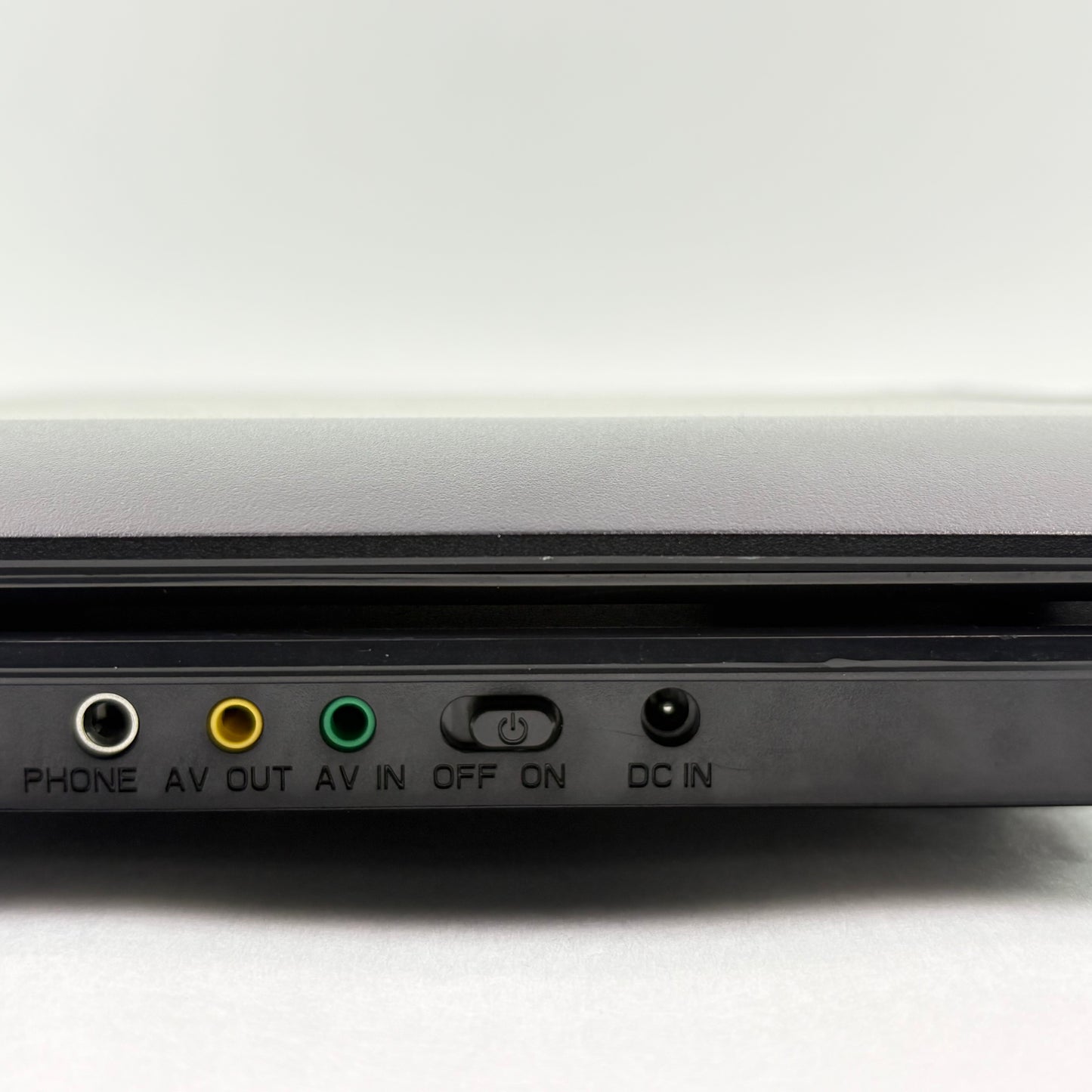 Proscan PDVD1332 Portable DVD Player