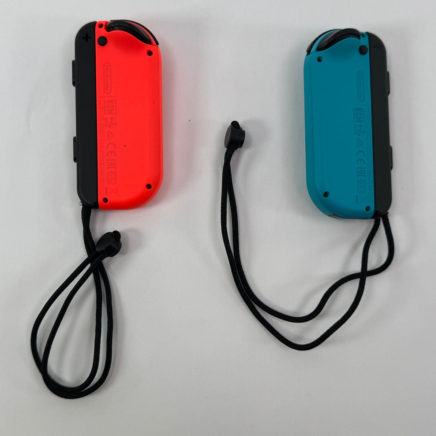 Nintendo Switch Joy-Con Controller  HACAJAEAA Red/Blue