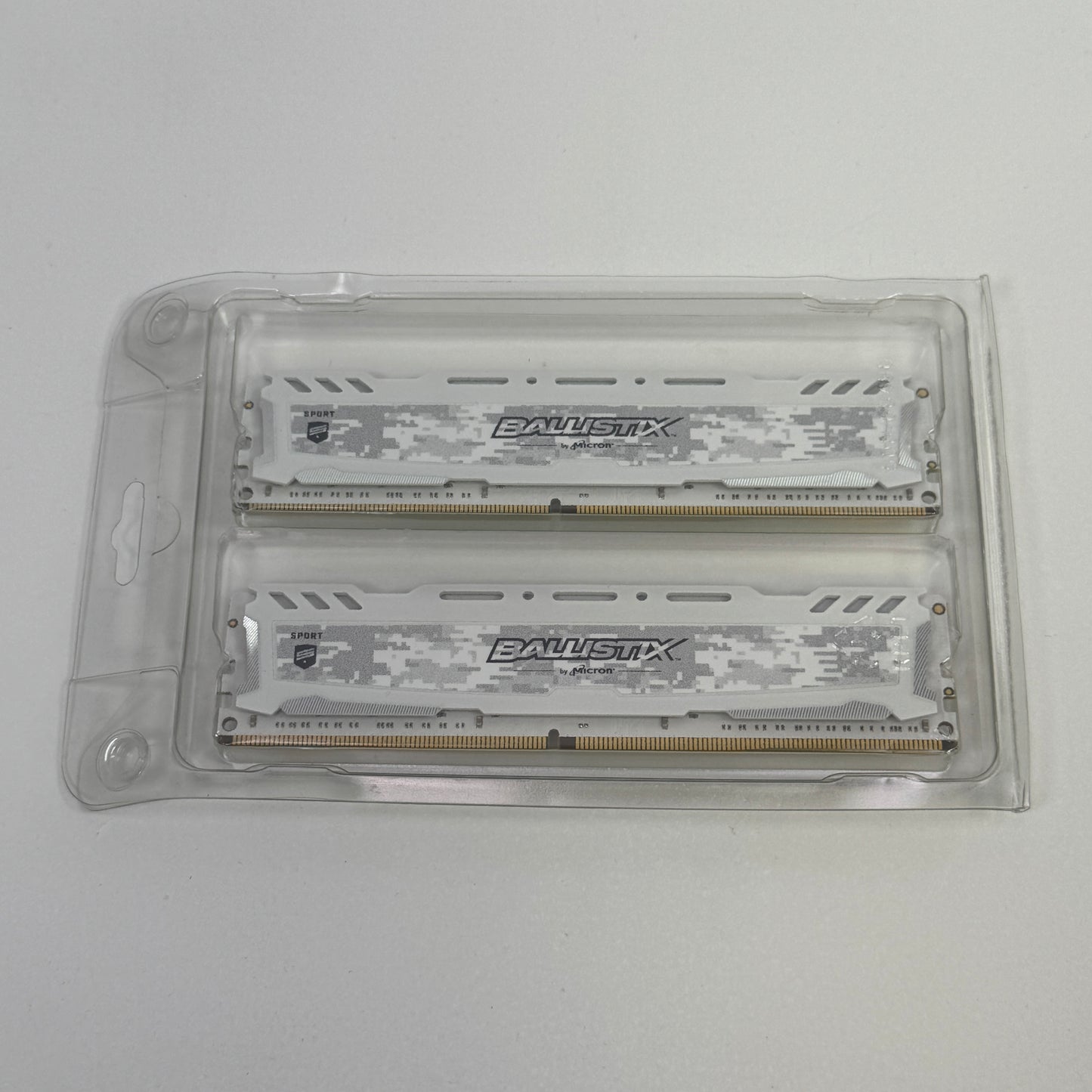 Ballistix Sport 16GB (2x8GB) RAM DDR4 2666MHz BLS8G4D26BFSC