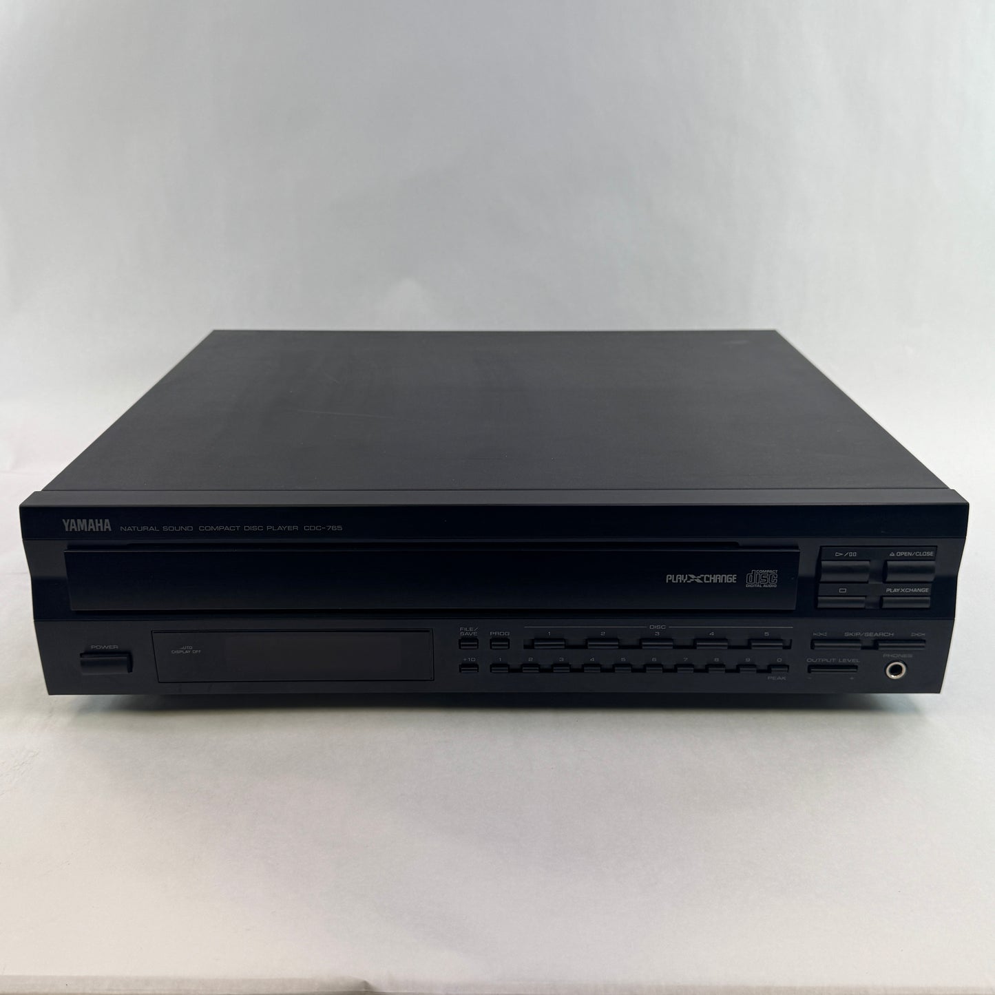 Yamaha CDC-765 Natural Sound Compact Disc Player 120V 20W 60Hz