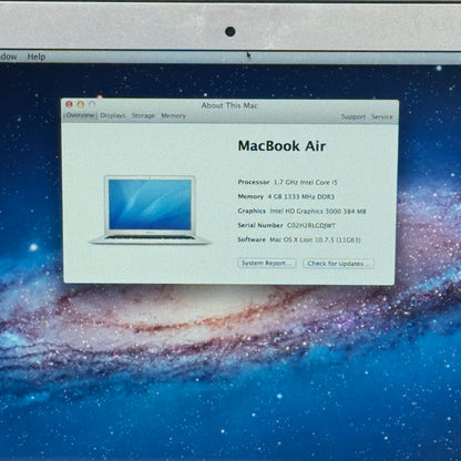 2011 Apple MacBook Air 13.3" i3 1.1GHz 8GB RAM 128GB SSD Silver A1369