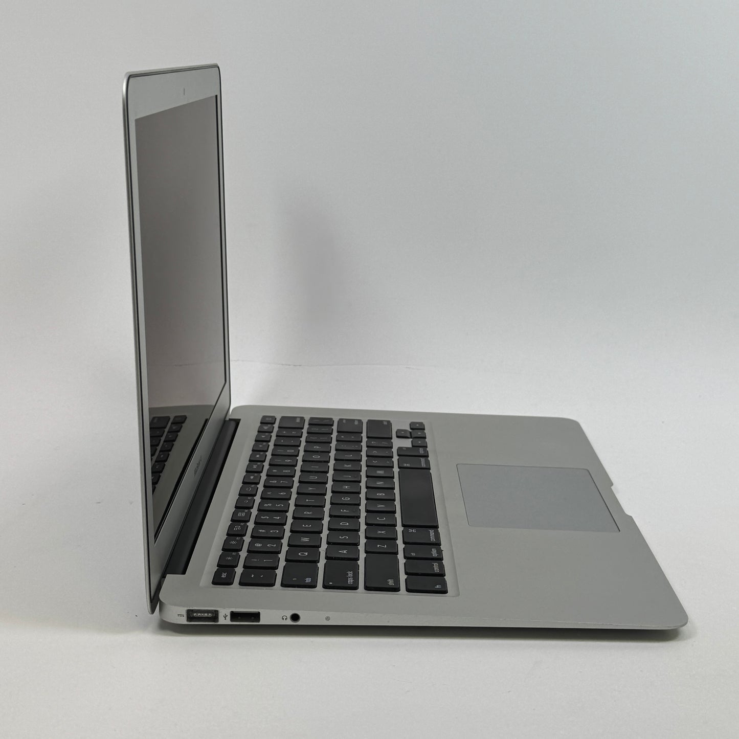 2011 Apple MacBook Air 13.3" i3 1.1GHz 8GB RAM 128GB SSD Silver A1369